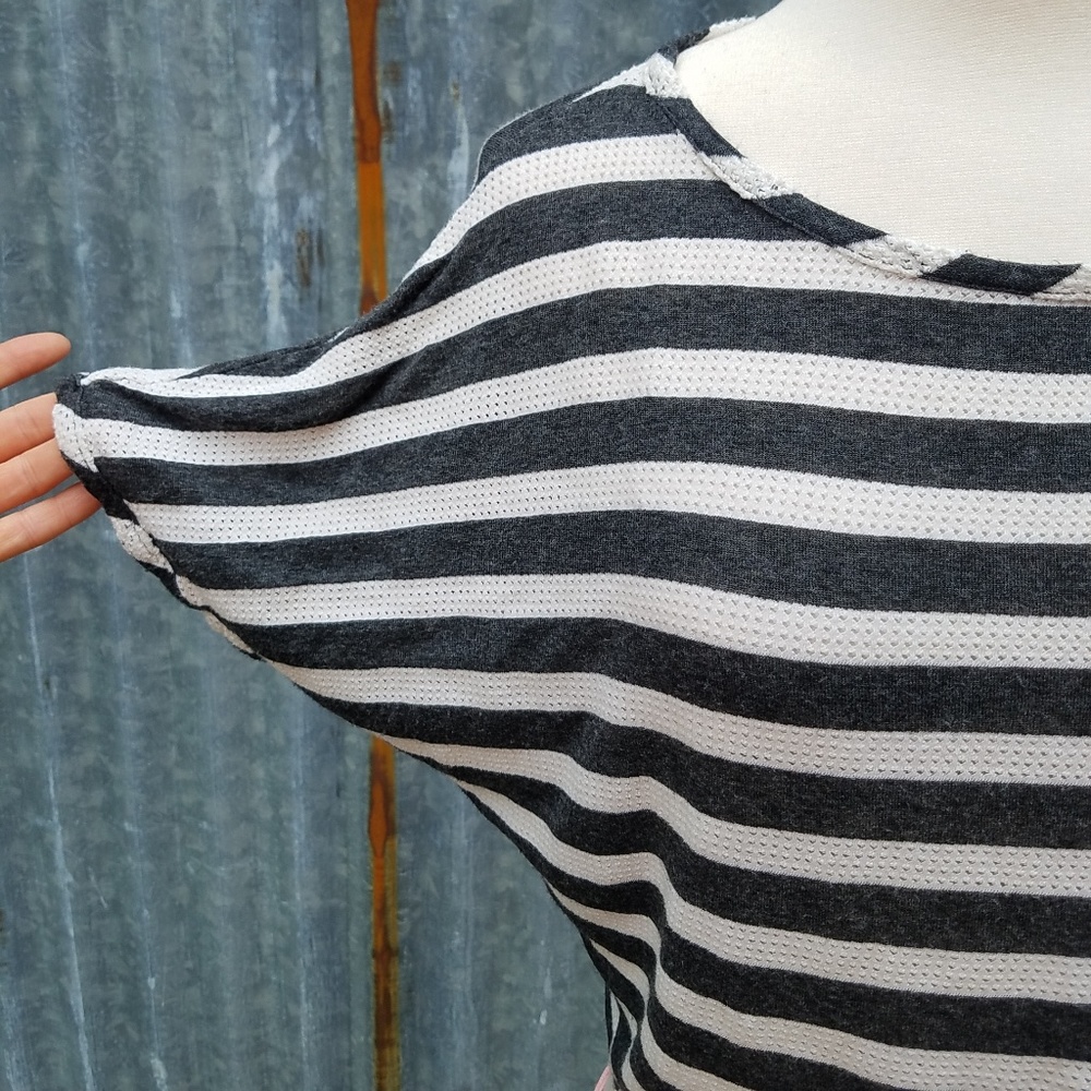 *$3 FOR $15* Kira Striped Dolman Sleeve Crop Top - Picture 6 of 8